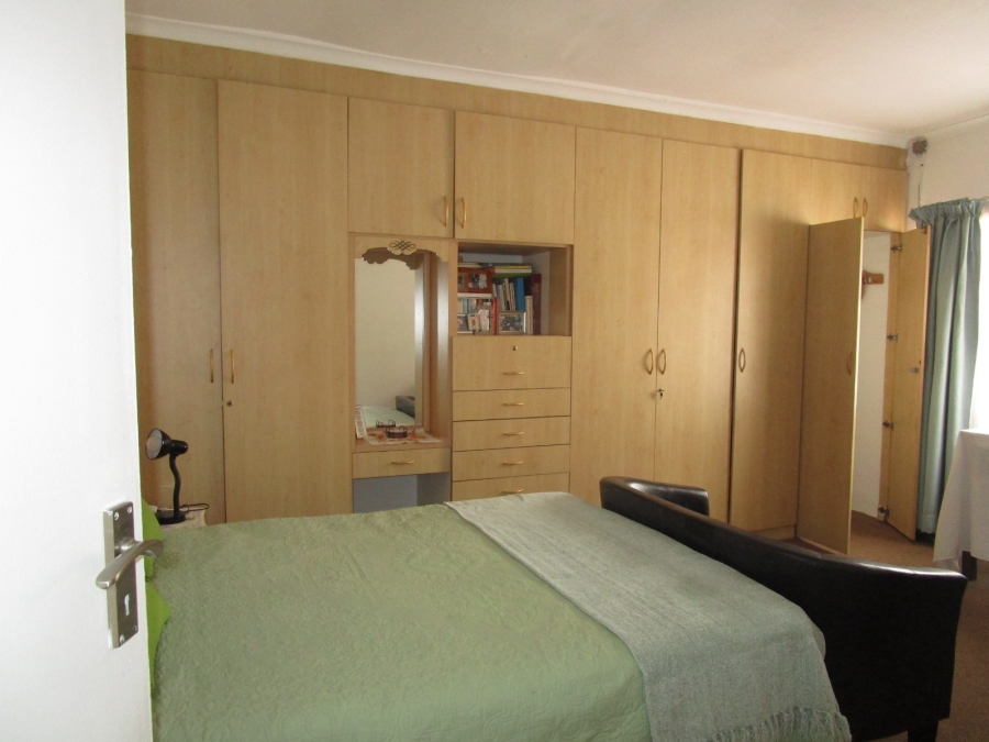 4 Bedroom Property for Sale in Lansdowne Western Cape